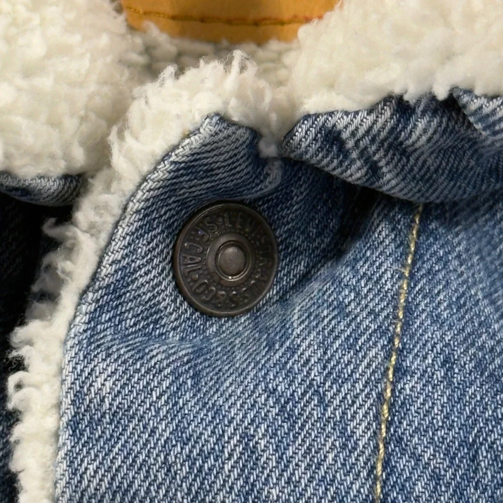 Levis Sherpa Trucker Jacket Mens Small Blue Denim Type III Fleece Lined Coat